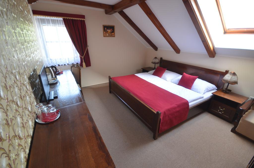 Villa Zerotin Penzion Bed & Breakfast Velké Losiny Екстериор снимка