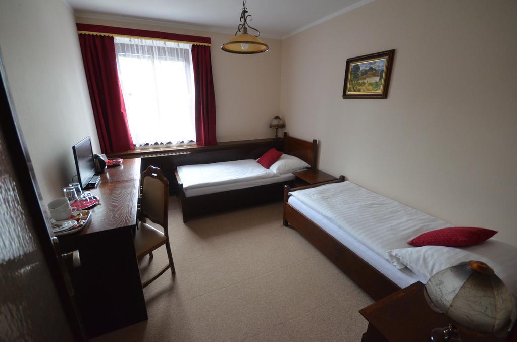 Villa Zerotin Penzion Bed & Breakfast Velké Losiny Екстериор снимка