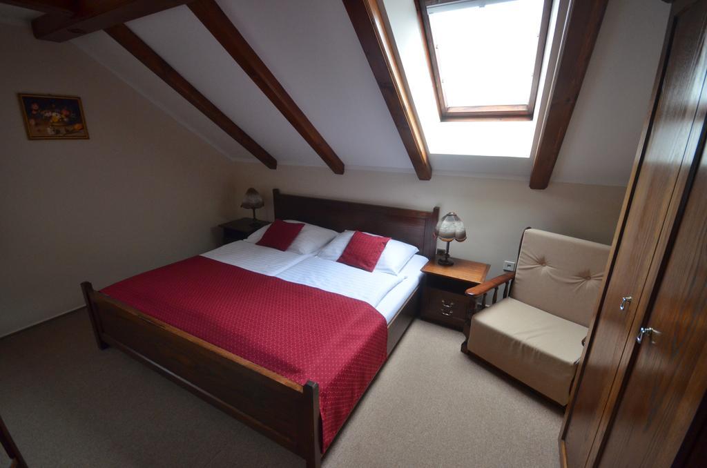 Villa Zerotin Penzion Bed & Breakfast Velké Losiny Екстериор снимка
