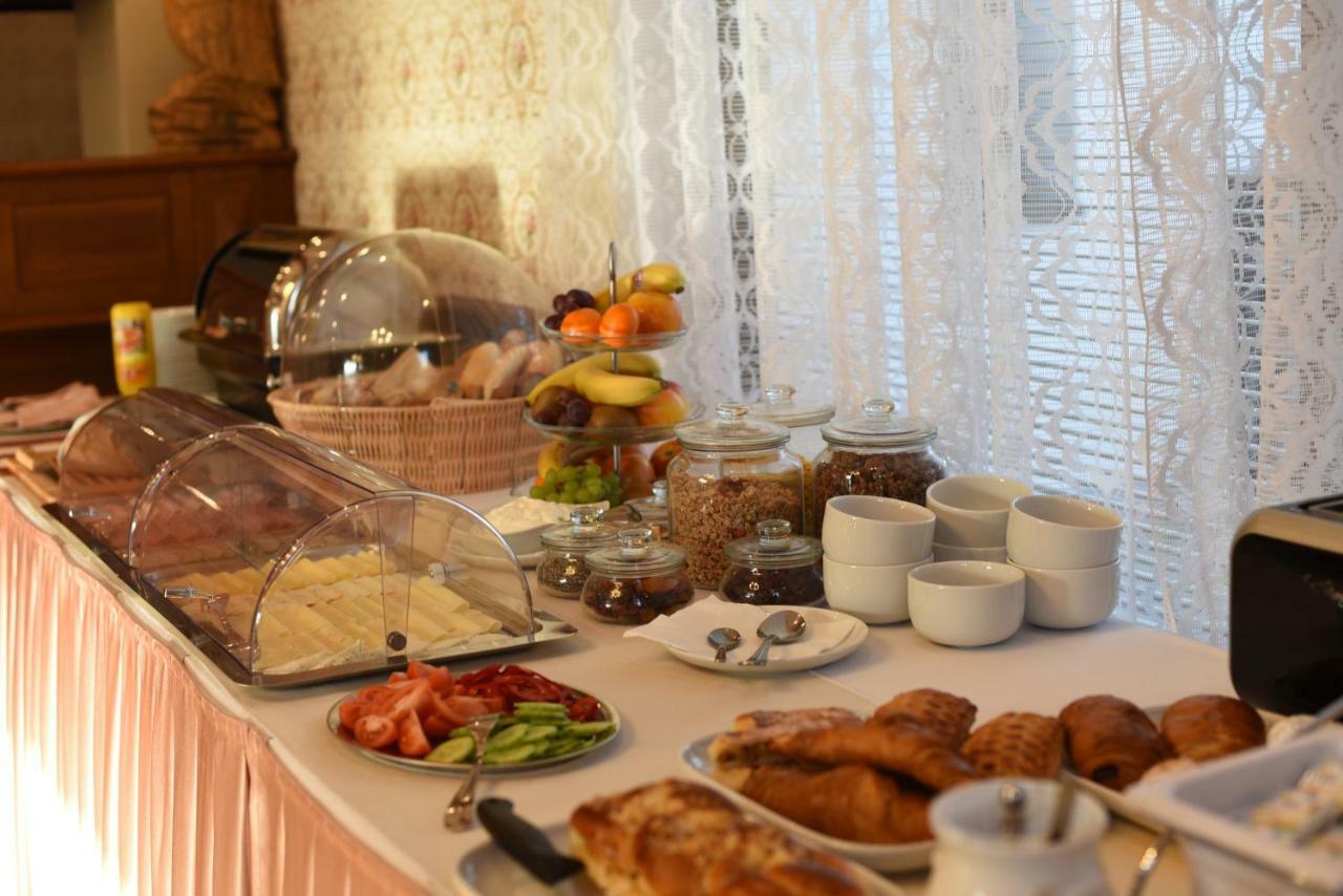 Villa Zerotin Penzion Bed & Breakfast Velké Losiny Екстериор снимка
