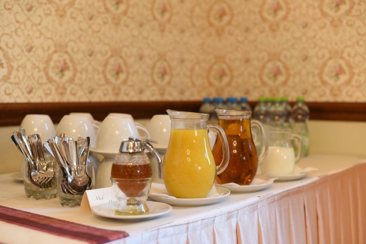 Villa Zerotin Penzion Bed & Breakfast Velké Losiny Екстериор снимка